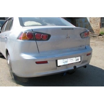 Фаркоп зйомний на MITSUBISHI LANCER 10 SPORT 2013-